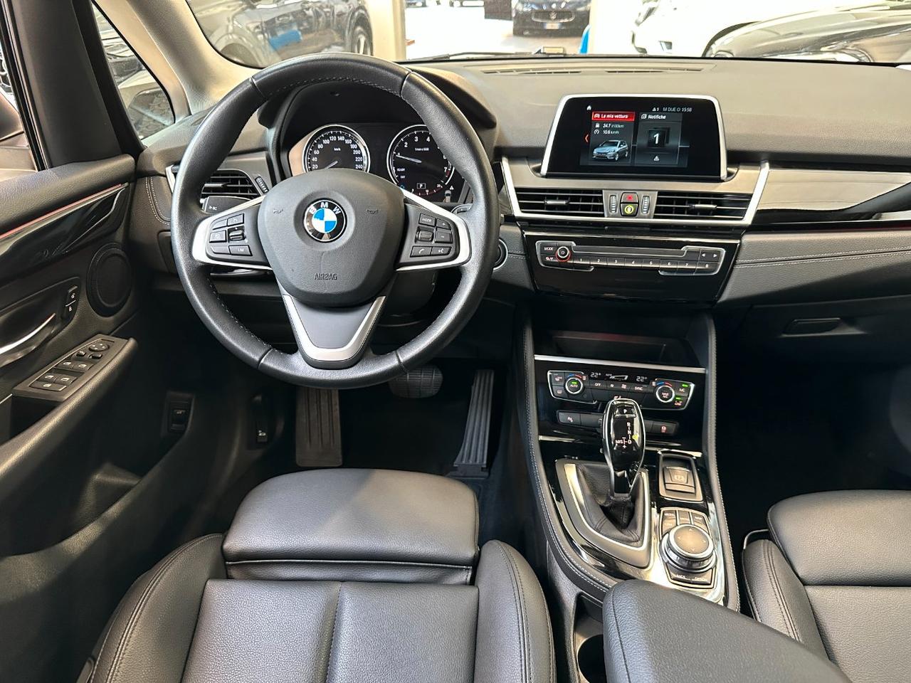 BMW 218 i Active Tourer Sport 140cv auto