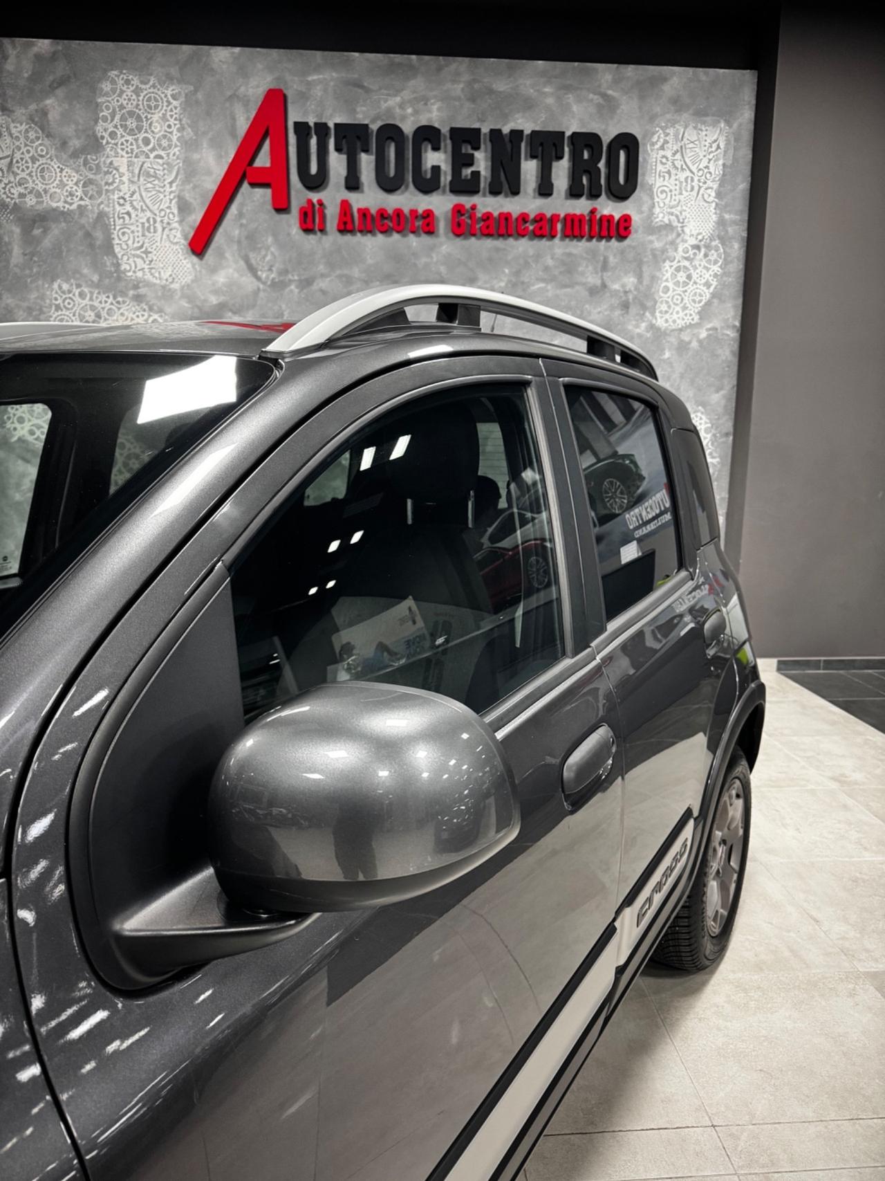 FIAT PANDA CROSS 4x4 900 T AIR