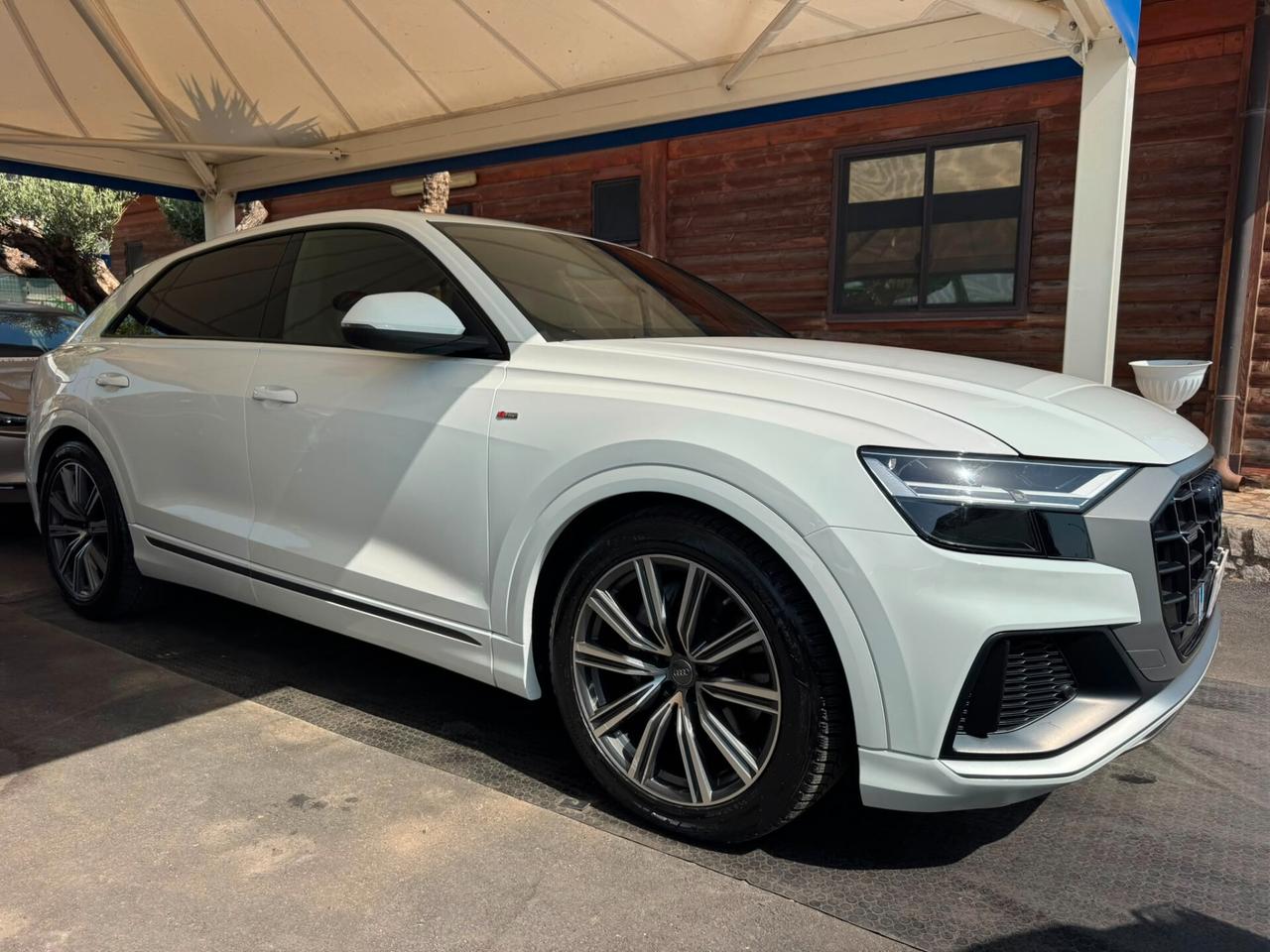 Audi Q8 50 TDI 286 CV quattro tiptronic Sport