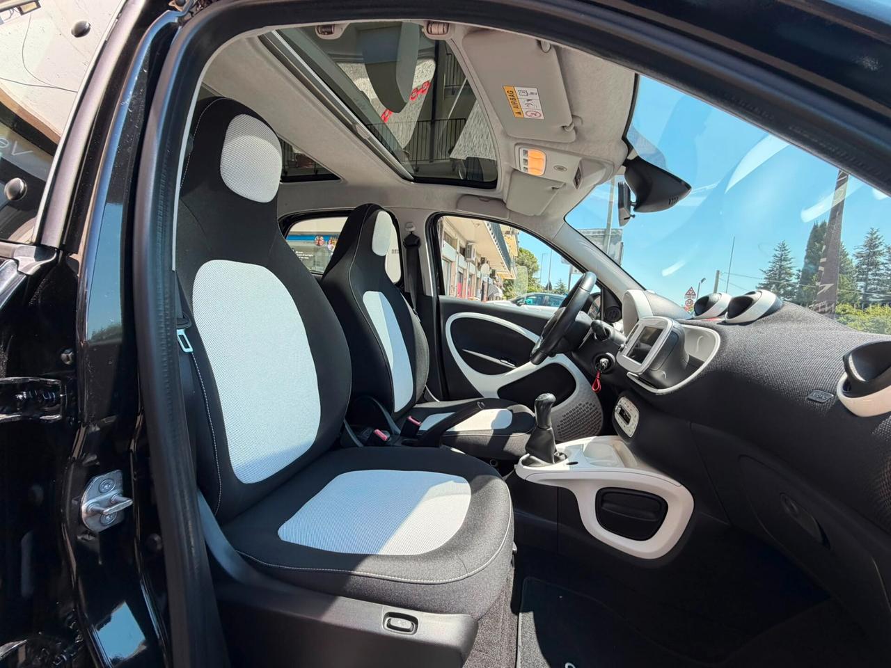 Smart ForFour 60 1.0 Black Passion
