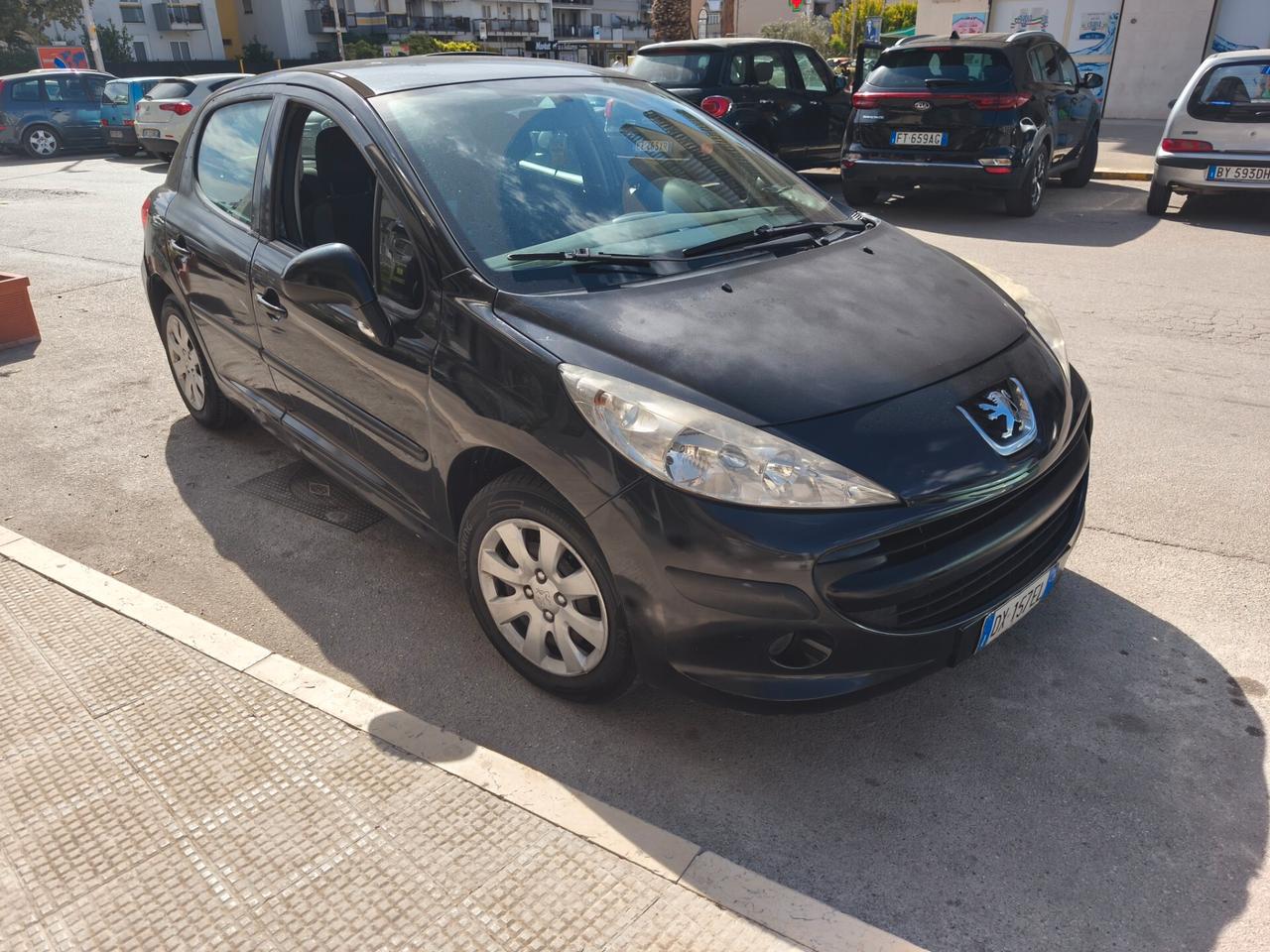 Peugeot 207 1.4 8V 75CV 5p. X Line ECO GPL