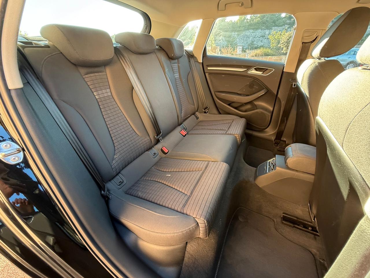 Audi A3 SPB /2.0 TDI 150CV/AUTOMATICA/LED/NAVI