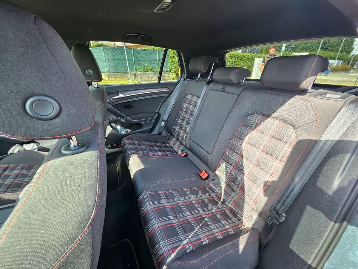 Volkswagen Golf 2.0 tsi Gti Performance 245cv dsg