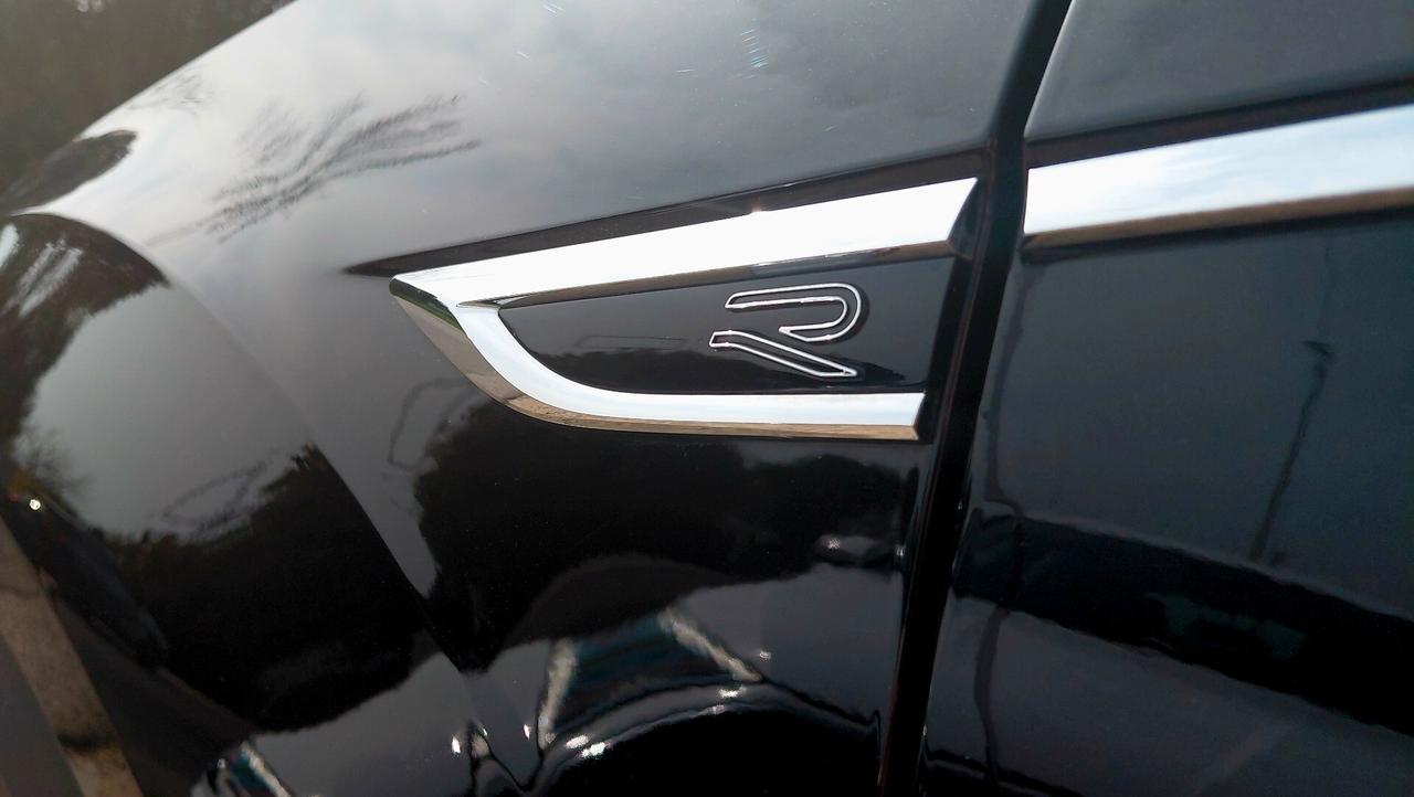 Promo Volkswagen T-Roc TSI R-Line Unicopr