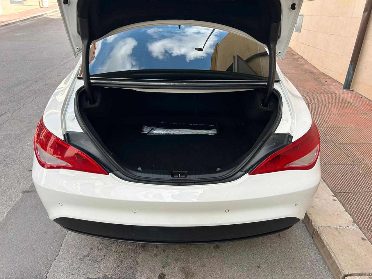 Mercedes-benz CLA 180 d "73.000 KM"