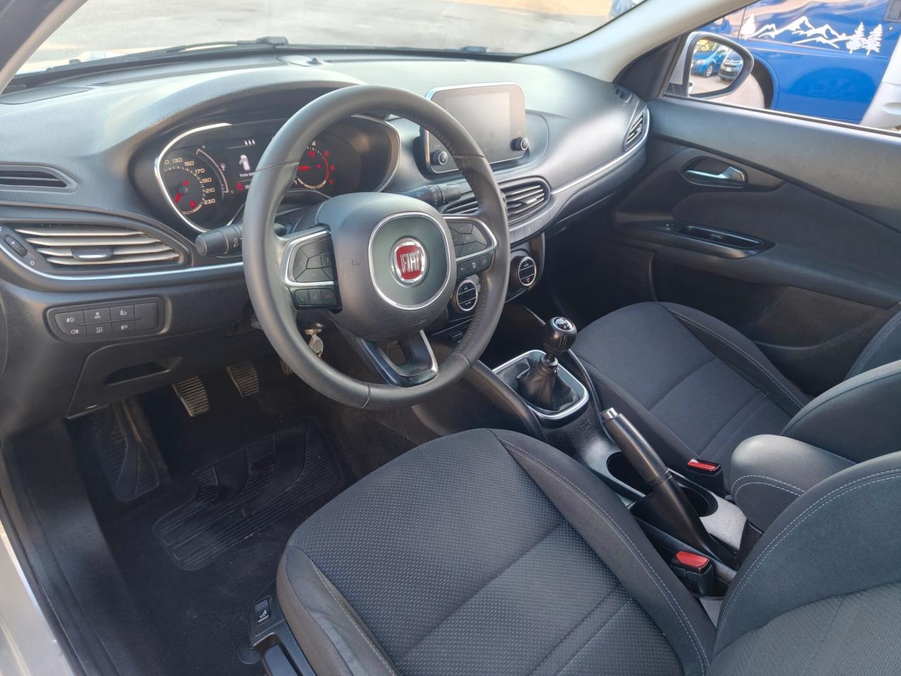Fiat Tipo 1.6 Mjt S&S 5 porte Lounge