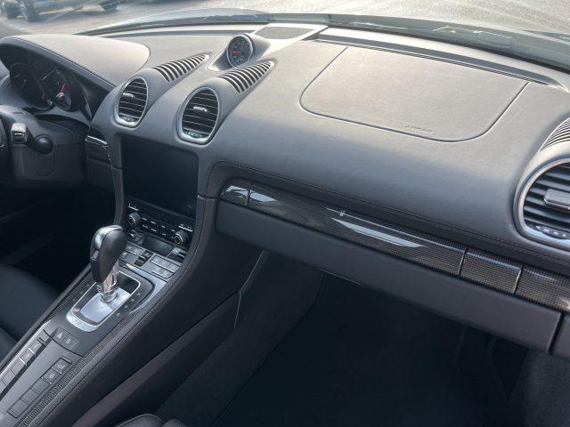 PORSCHE 718 718 Cayman