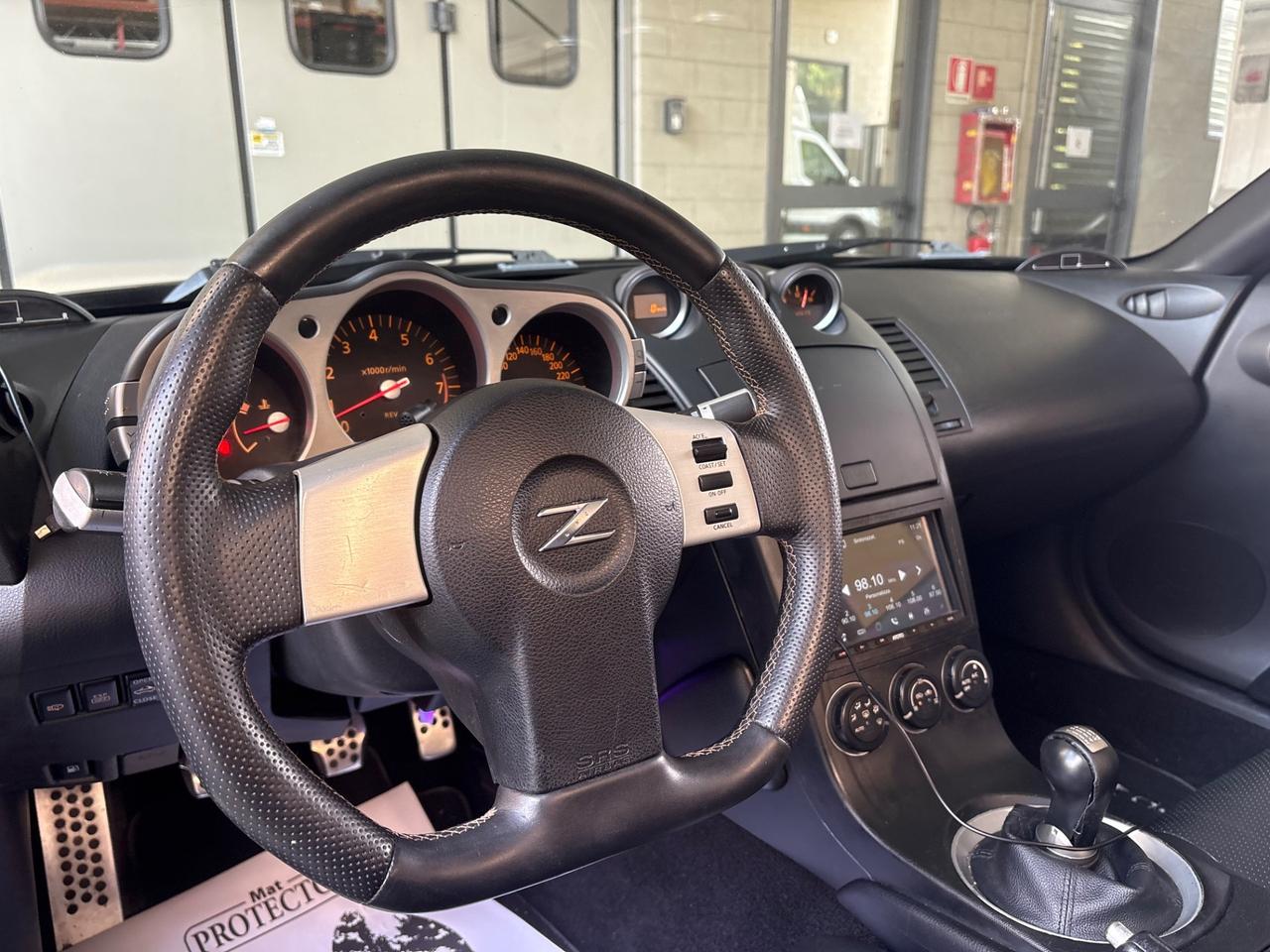 Nissan Z 350Z Roadster 3.5 V6 Lev 2
