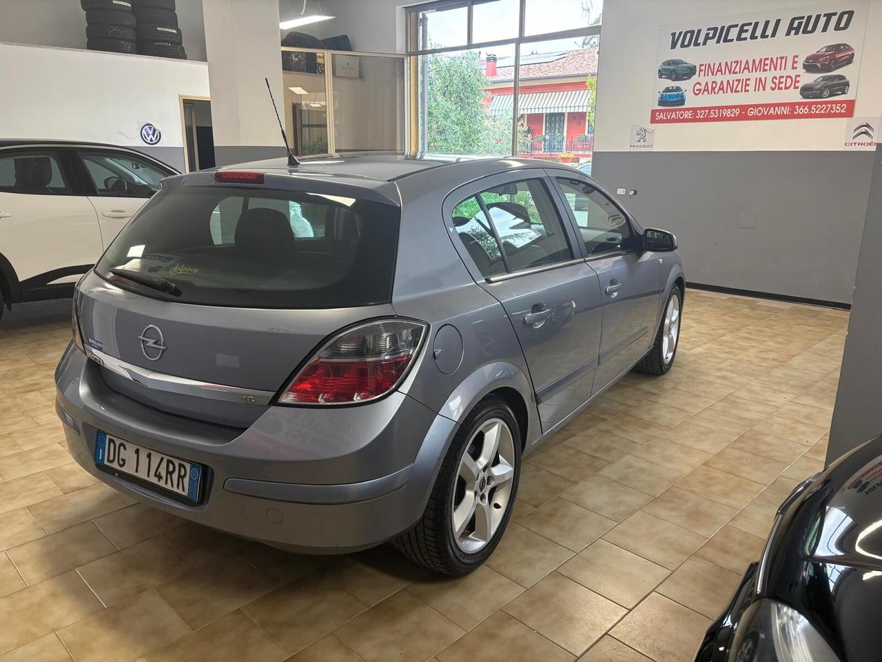 OPEL ASTRA ANNO 2007 BZ GPL ADATTA NEOPATENTATI KM 83 MILA