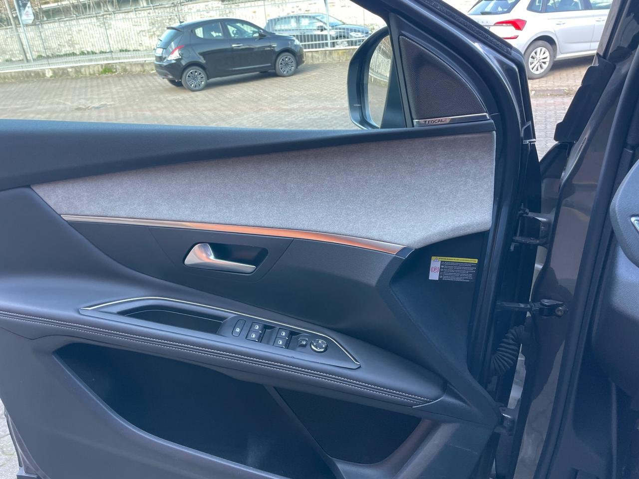 Peugeot 3008 BlueHDi 130 S&S EAT8 GT Tetto Alcantara