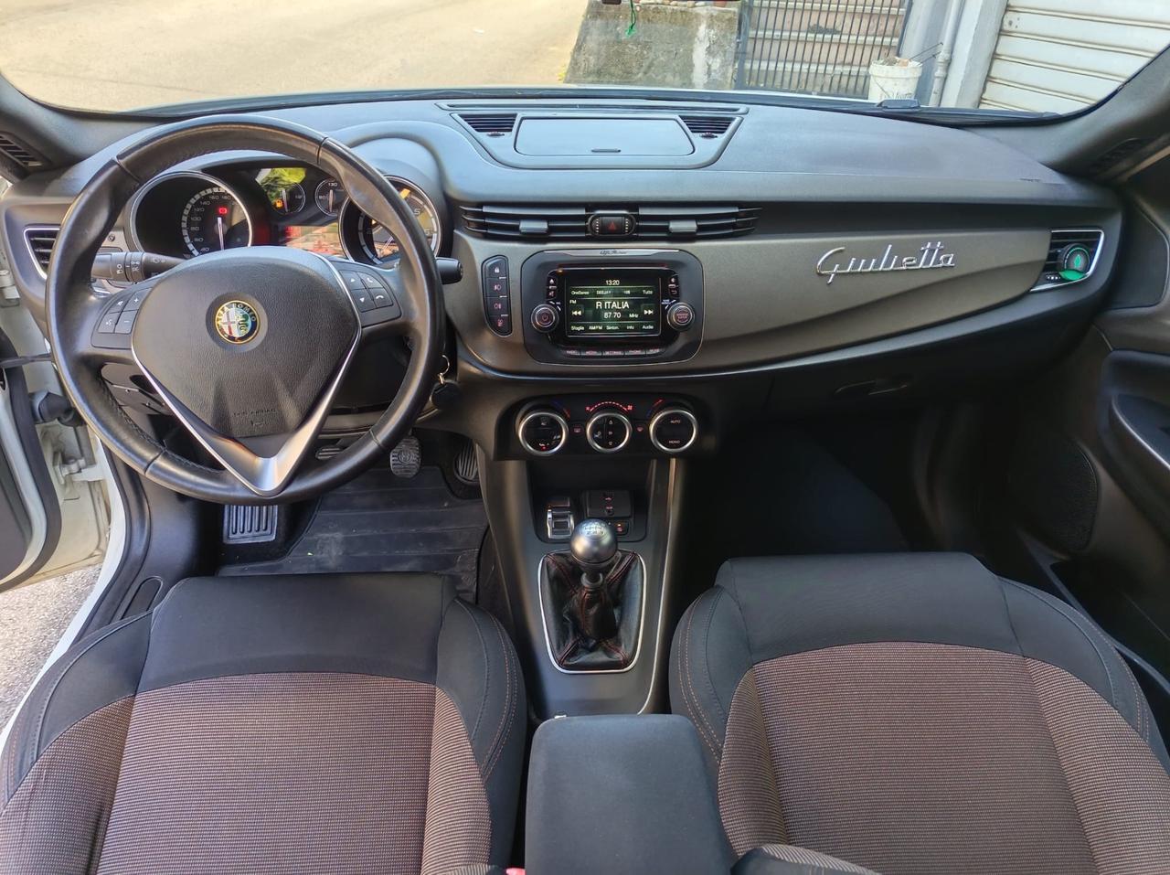 Alfa Romeo Giulietta 1.6 JTDm-2 105 CV Distinctive