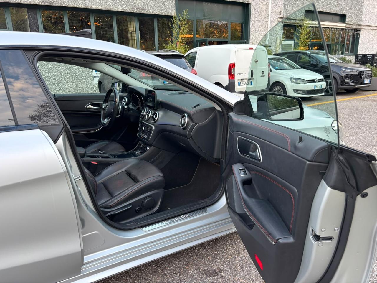 Mercedes-benz CLA 200 d 4Matic Automatic Premium