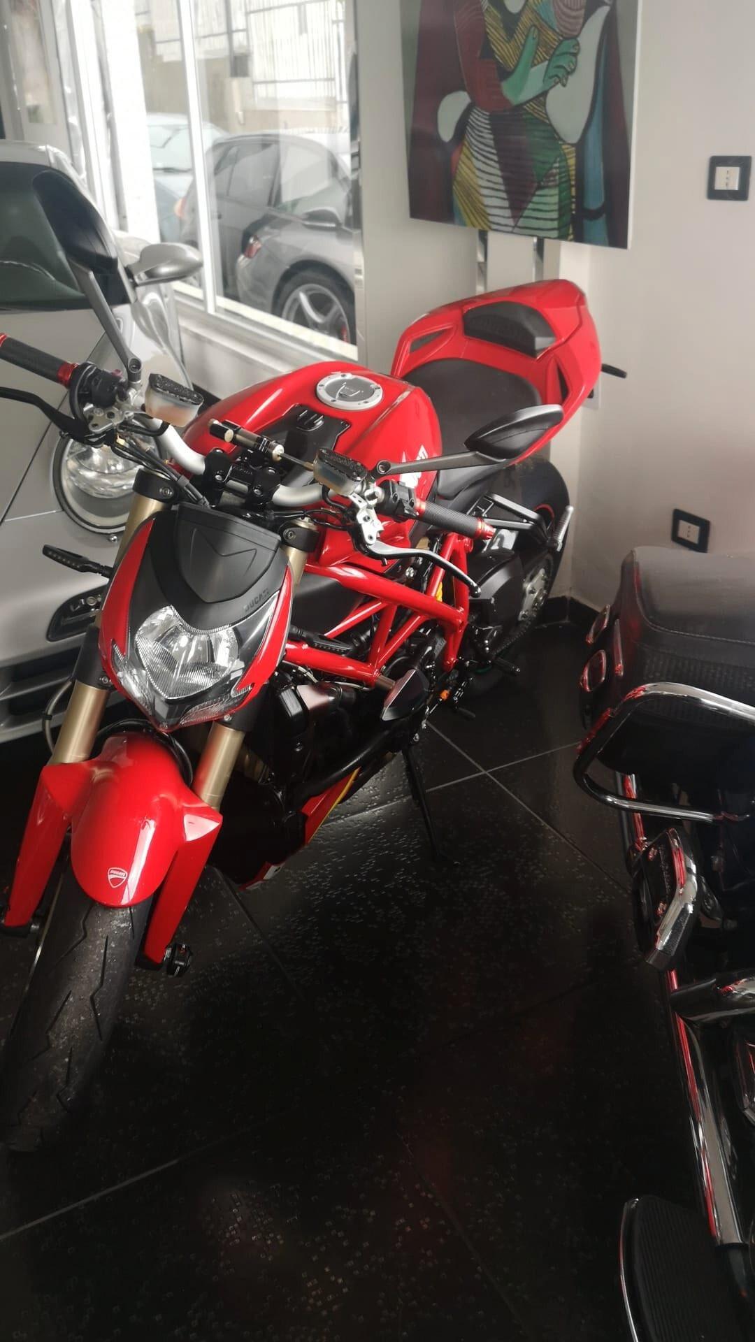 Ducati Streetfighter 848 ACCETTO PERMUTE 3336121884