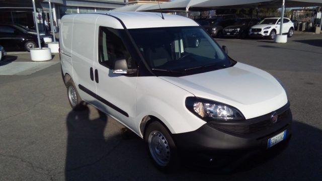 FIAT Doblo Dobl�� 1.6 MJT 105CV EURO 6D-TEMP 3 POSTI LOUNGE