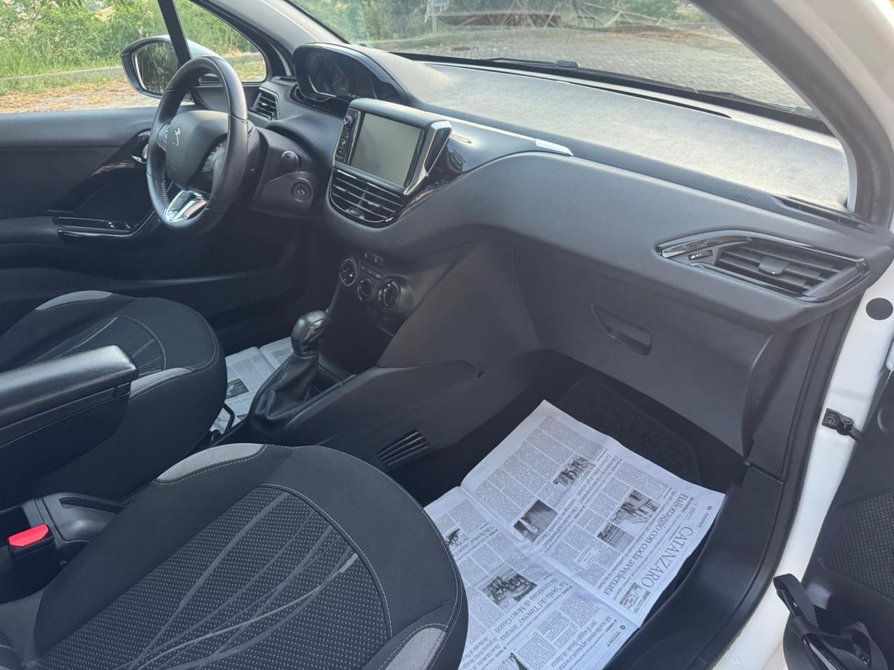Peugeot 208 1.4 HDi 68Cv 3Porte *ALLURE* 2014