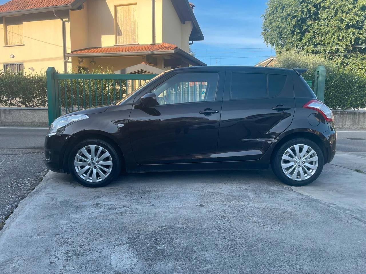 Suzuki Swift 1.2 VVT 5 porte B-Top