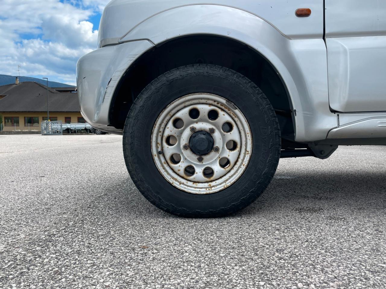Suzuki Jimny 1.3i 16V cat 4WD JLX
