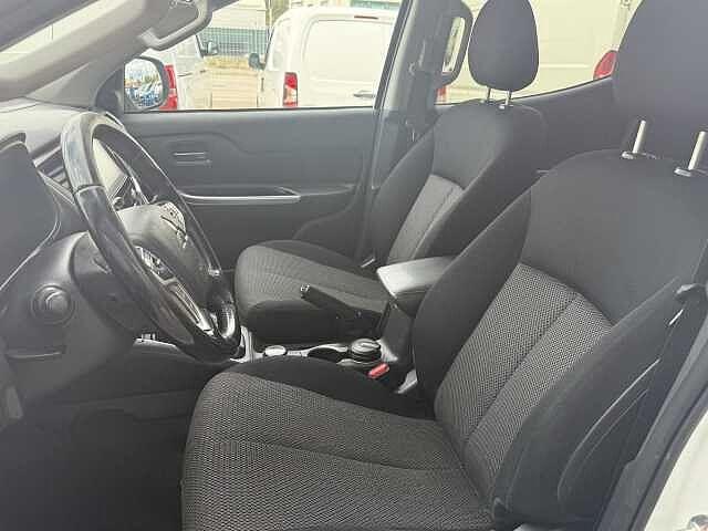 Mitsubishi L200 2.3 D Double Cab 4x4 Super Select Intense