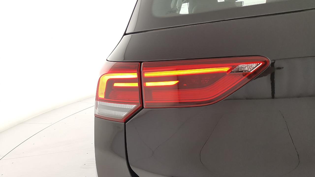 VOLKSWAGEN Golf VIII 2020 - Golf 2.0 tdi Life 115cv dsg