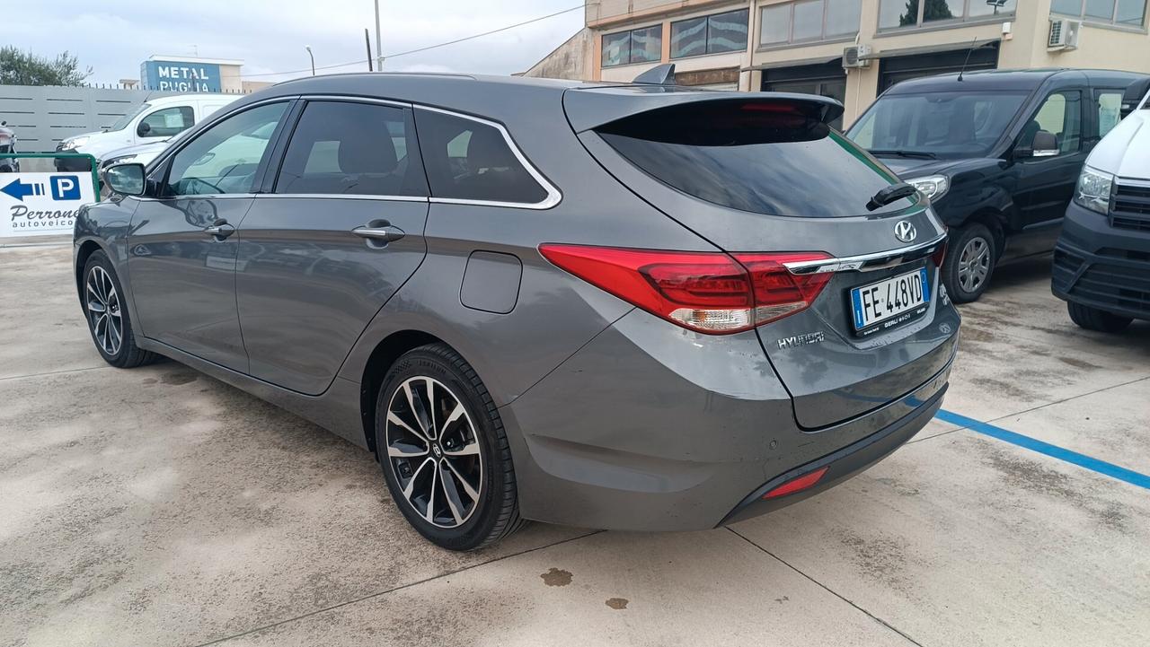 Hyundai i40 Wagon 1.7 CRDi 141 CV Business