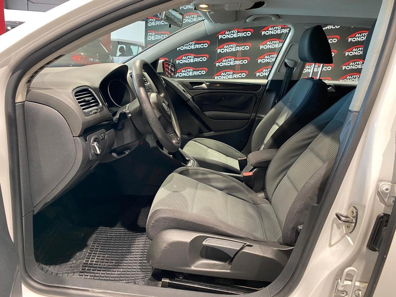 Volkswagen Golf 1.6 Diesel - 2011