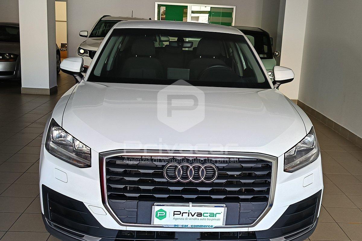 AUDI Q2 30 TDI S tronic Business