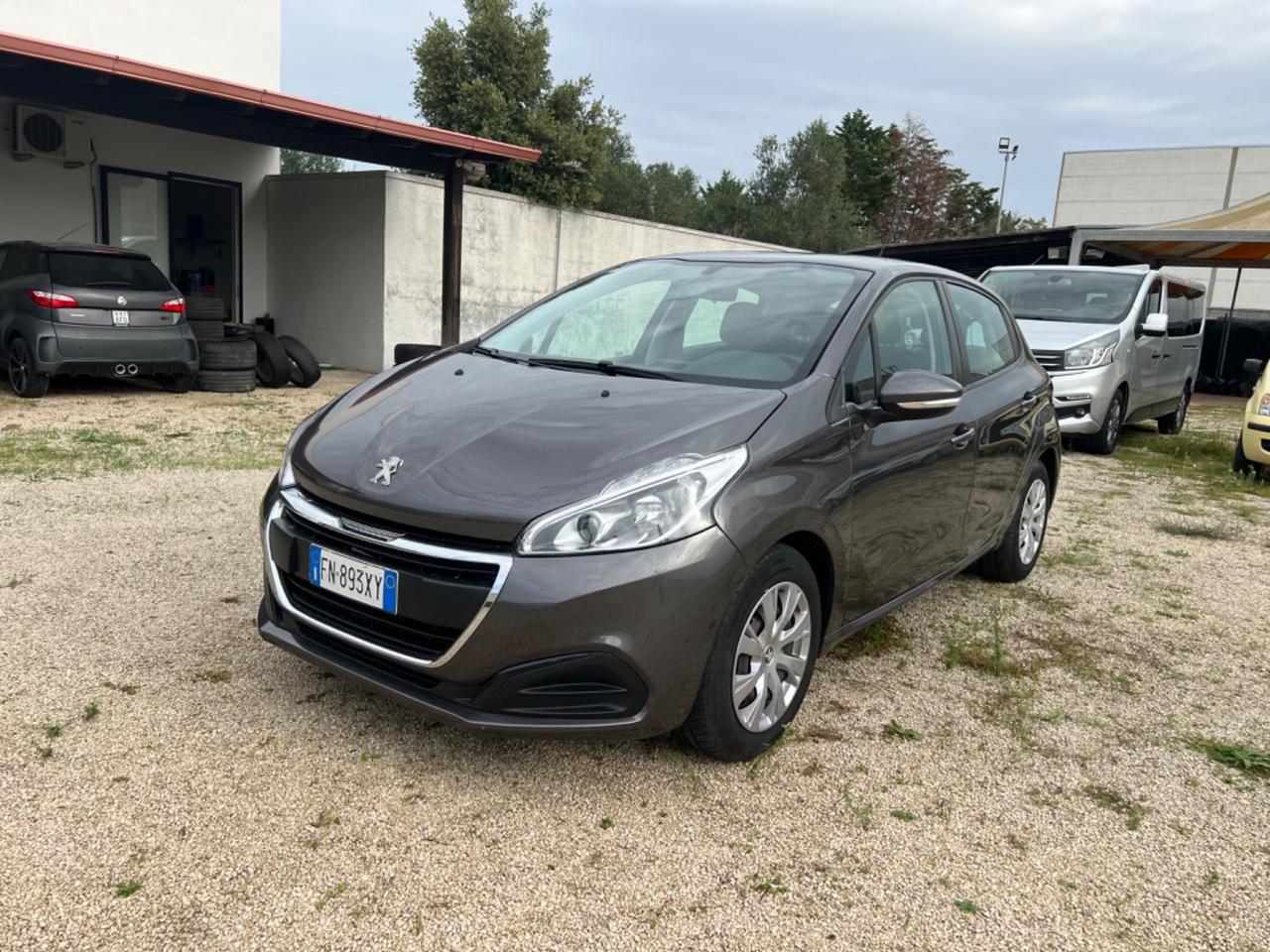 Peugeot 208 BlueHDi 75 5 porte Allure