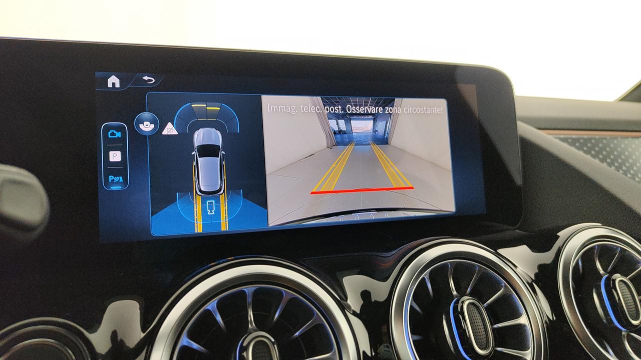 Mercedes-Benz GLA 200 d Automatic 4MATIC