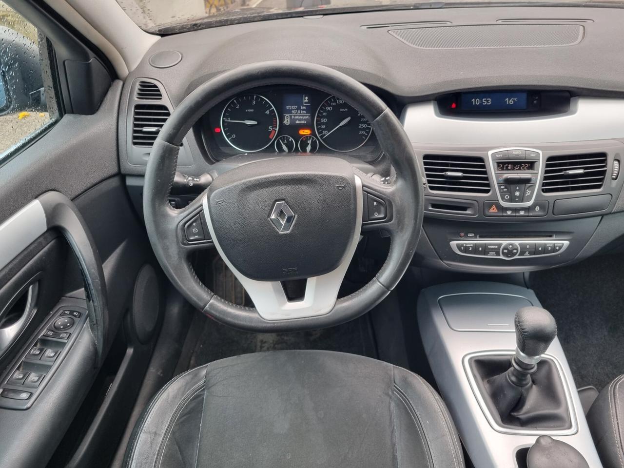 Renault Laguna 2.0 dCi 150CV SporTour Techno Nav