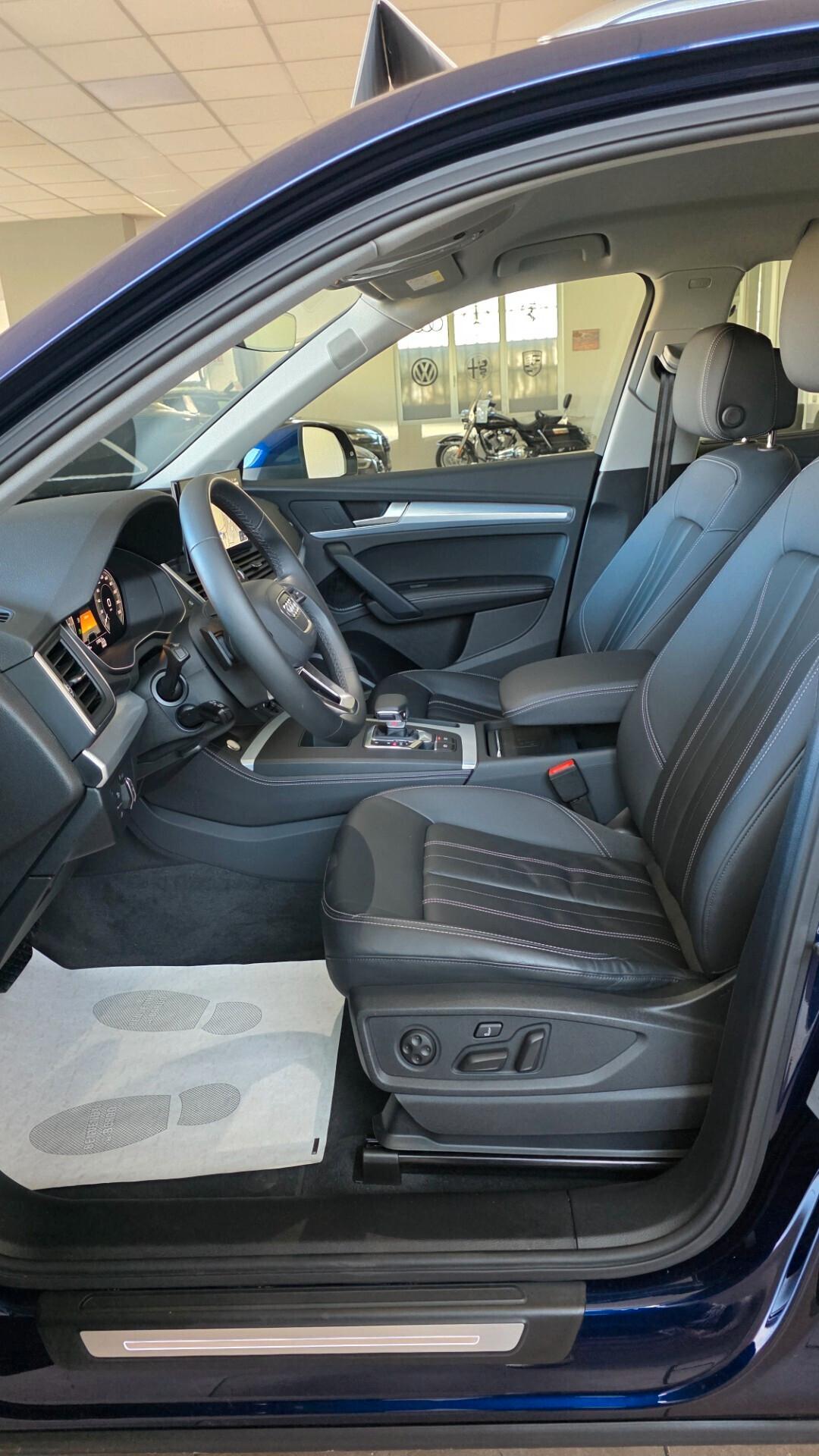 Audi Q5 50 TFSI e quattro S tronic Business