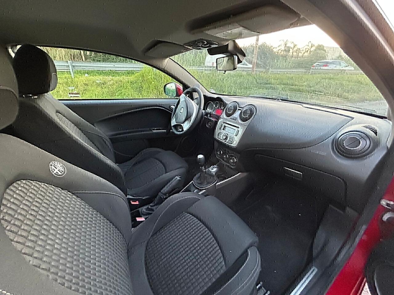 Alfa Romeo MiTo 1.4 78 CV Distinctive Sport Pack