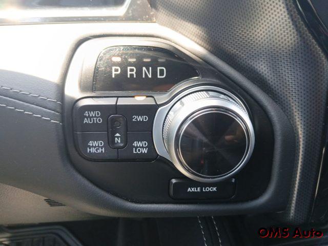 DODGE RAM 1500 5.7 GPL V8 Limited Night - N1