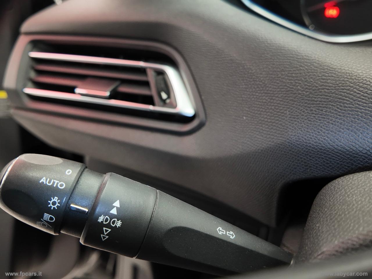 PEUGEOT 308 BlueHDi 120 S&S Allure