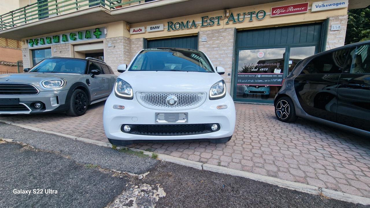 Smart ForTwo 90 0.9 Turbo twinamic PASSION * LED+ PANORAMA*