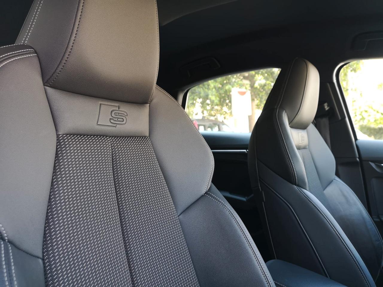 Audi A3 Sedan 30 TDI S tronic line edition