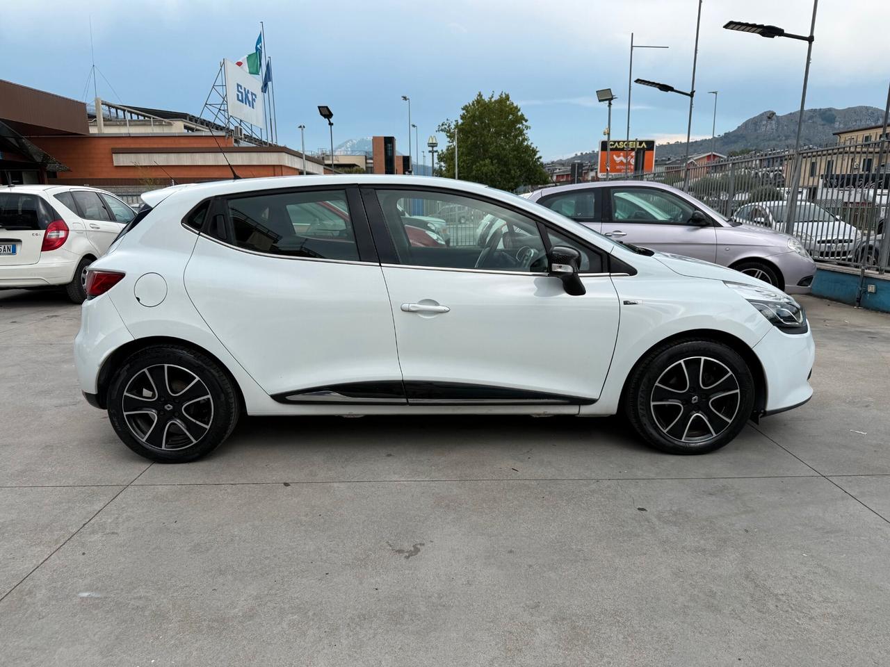 CLIO 1.5 DIESEL 75CV ANNO 2015 146.000KM-UNIPRO