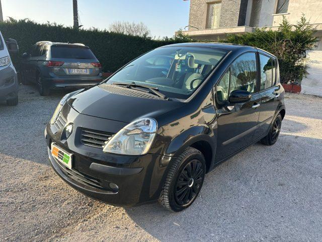 RENAULT Modus 1.2 16V Dynamique