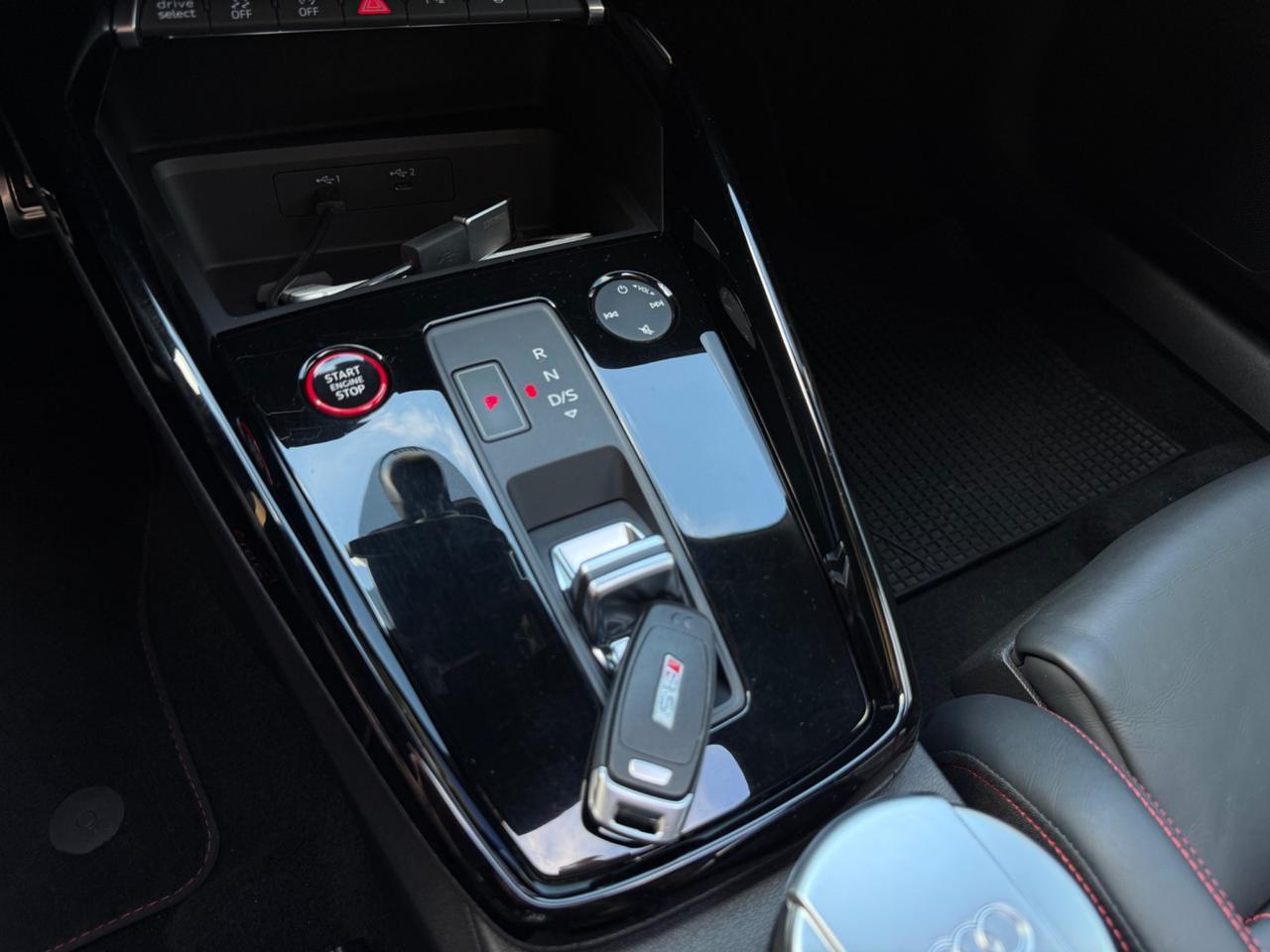 Audi RS 3 SPB TFSI quattro(PERFORMANCE) CARBO CERAMIC