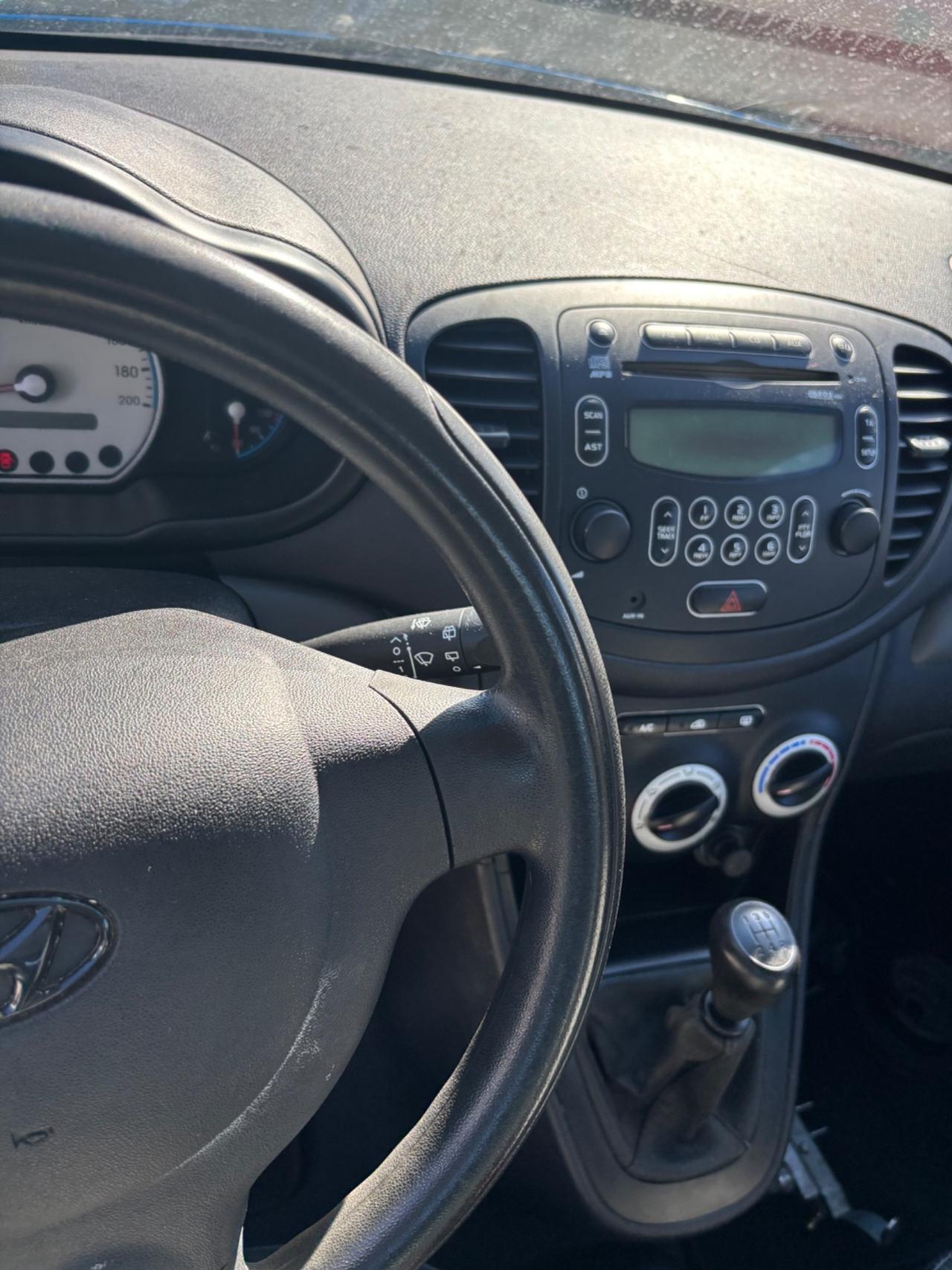 Hyundai i10 1.1 12V BlueDrive GPL neo patentato