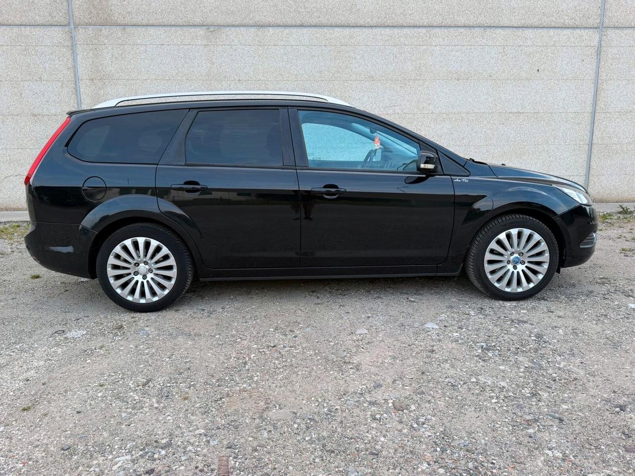 FORD FOCUS 2.0 TITANIUM CAMBIO AUTOMATICO