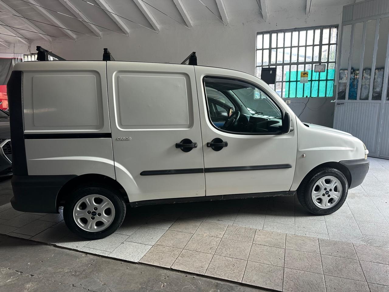 Fiat Doblo 2 posti