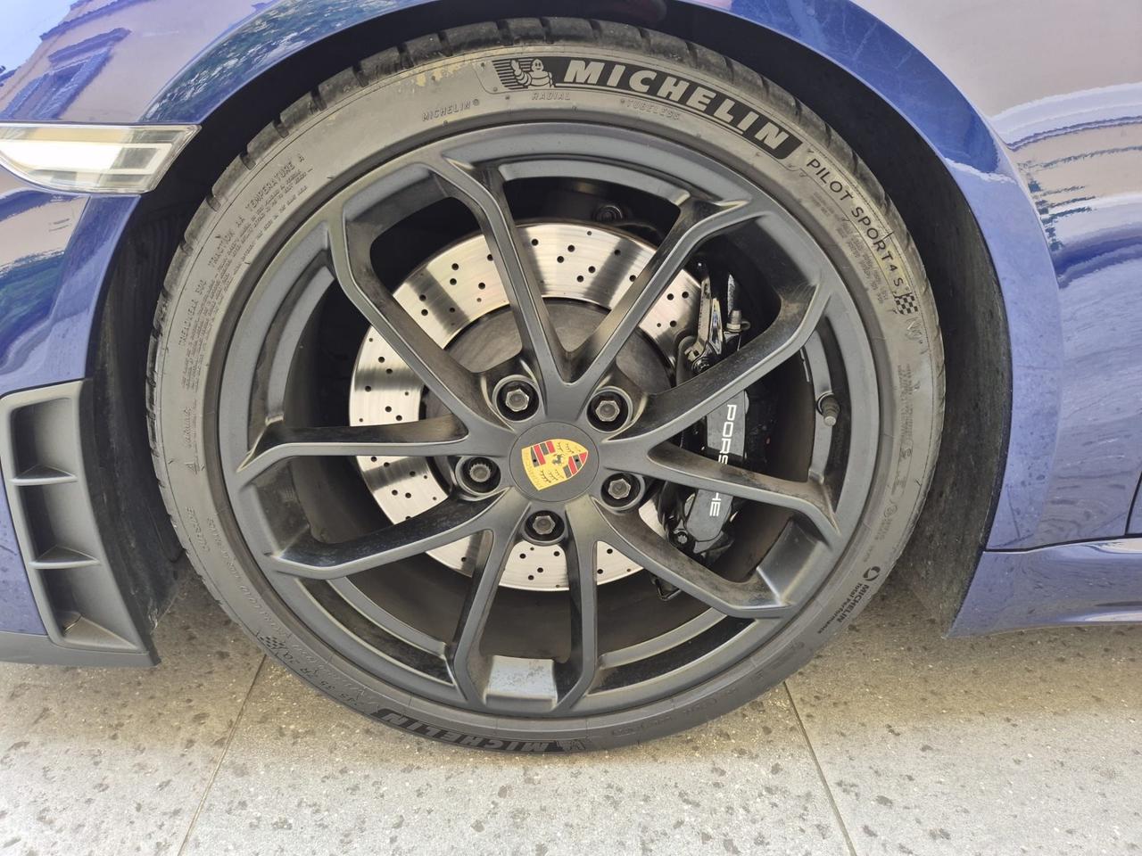 Porsche 718 Spyder 4.0 CARBON PACK MANUALE