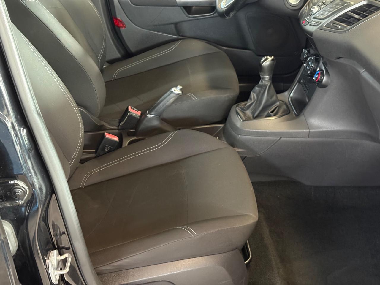 Ford Fiesta 1.2 60CV 5 porte Titanium