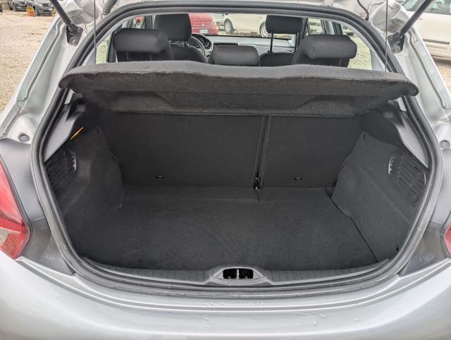 PEUGEOT 208 1° serie BlueHDi 75 5 porte Allure Tagliandata