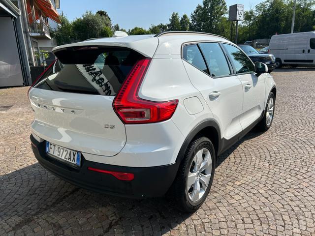 VOLVO XC40 D3 AWD Business