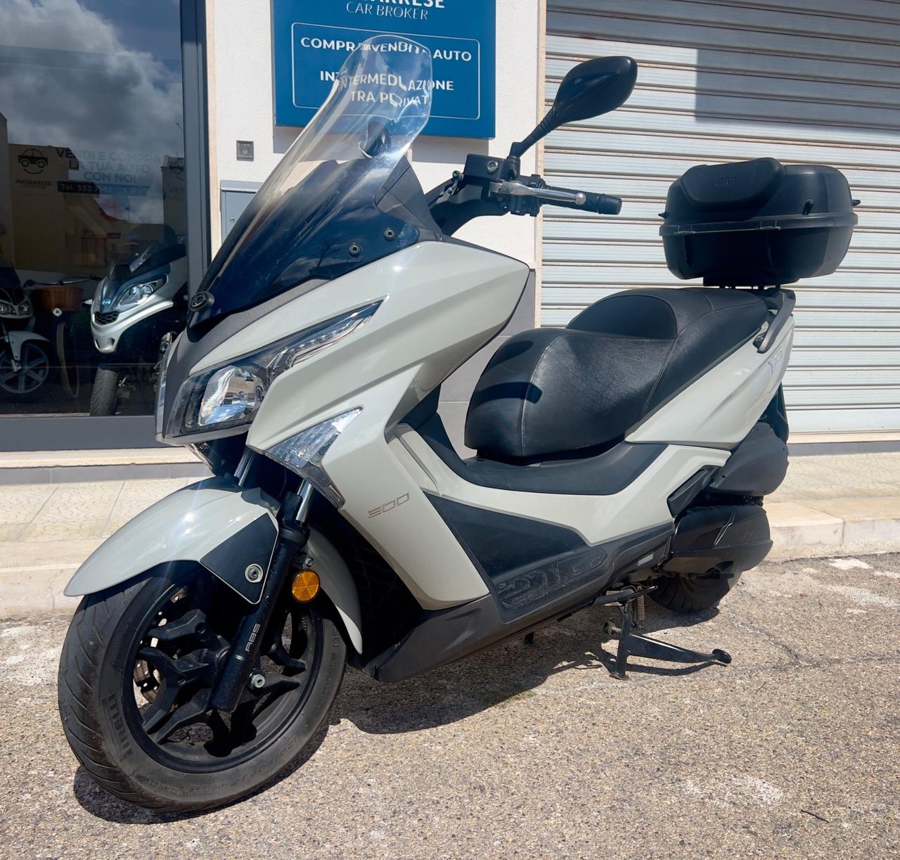 Kymco X-Town 300i