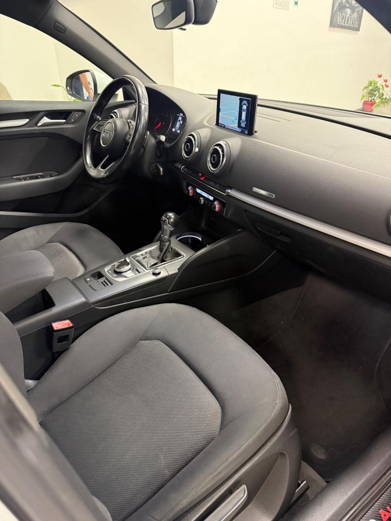 Audi A3 SPB 1.6 TDI S tronic Sport