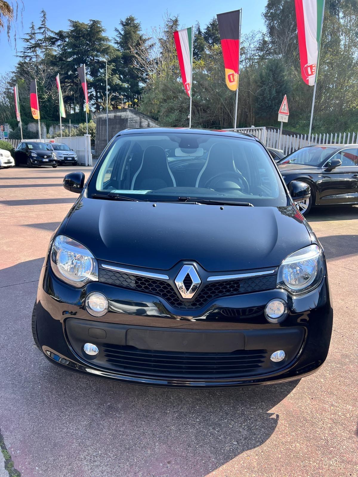 Renault Twingo TCe 90 CV EDC Lovely2