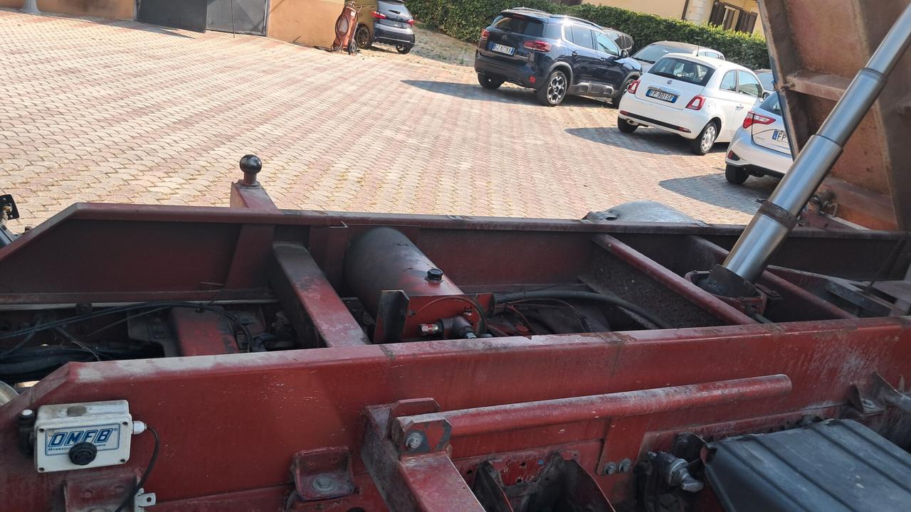 Iveco EUROCARGO 80E18 RIBALTABILE TRILATERALE