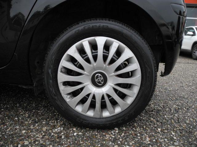 TOYOTA Yaris 1.4 D-4D DPF 5p. 6M - OK NEOPATENTATI - DA VETRINA